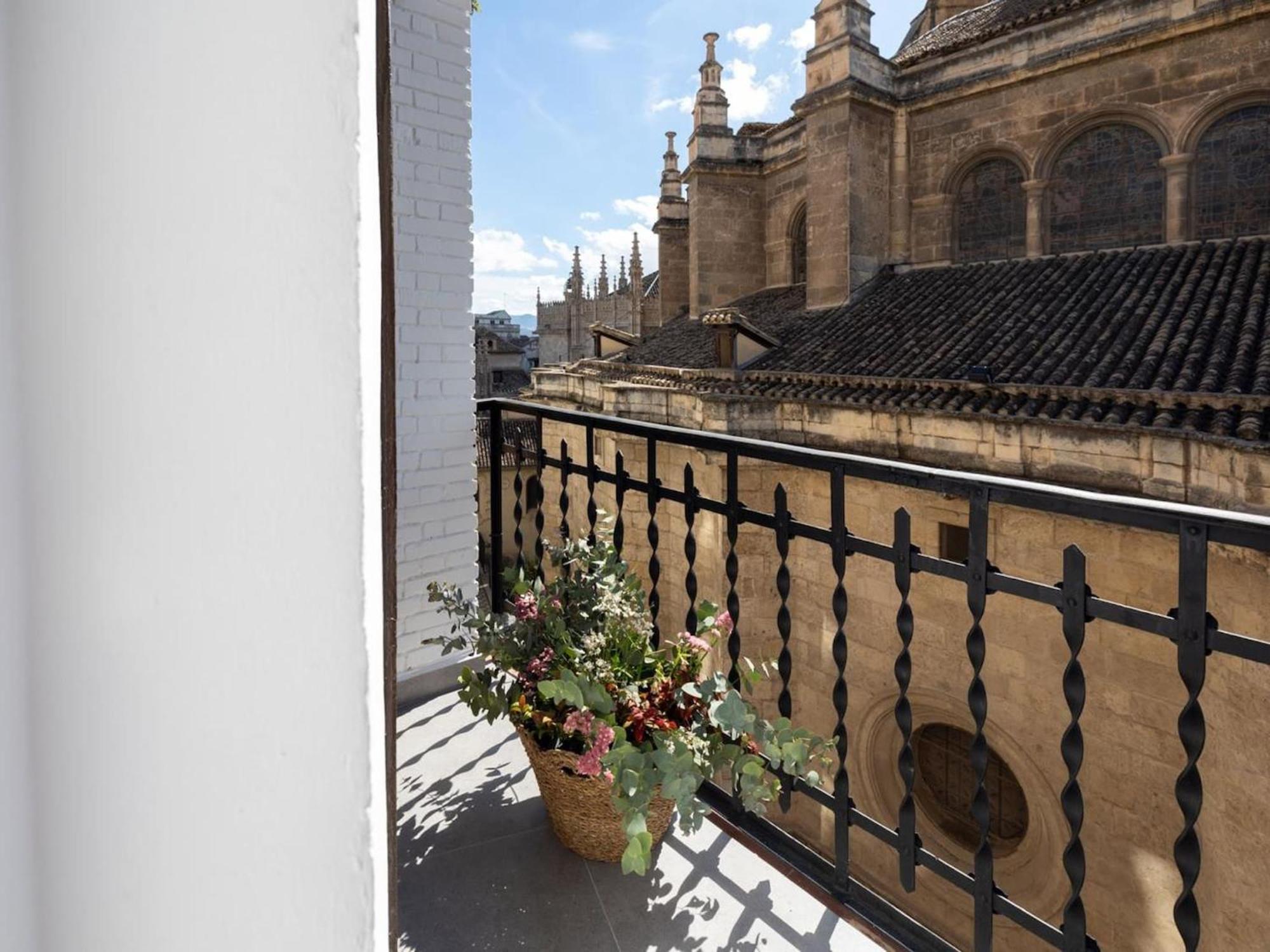Bright And Elegant Gran Via Apartments Granada Exterior photo